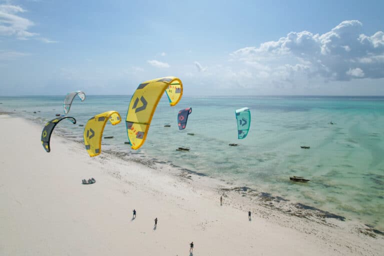 Kitefinder.com - Duotone Kite Bewertungen mit Partner Kite Centre Zanzibar